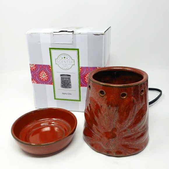 NIB Scentsy Boho Chic Candle Oil Electric Warmer Floral Glazed - Picture 3 of 10